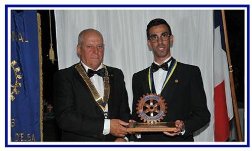 PASSAGGIO DELLE CONSEGNE AL ROTARY
Marcello Bellini nuovo Presidente