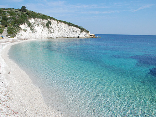 Presentazione del libro Gli Statuti Medicei di Portoferraio (Sec. XVI) a cura di Marisa Sardi e del filmato Le Spiagge Bianche a cura di Teleelba.