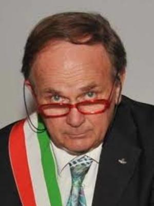 PORTOFERRAIO, IL SINDACO FERRARI RASSICURA I DIPENDENTI DELLA COSIMO DE MEDICI